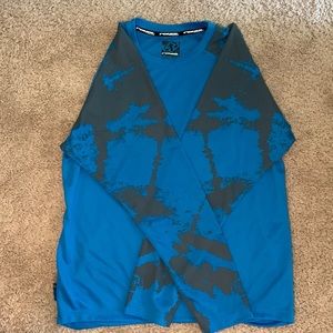 NWOT! Mens polyester racing jersey!
